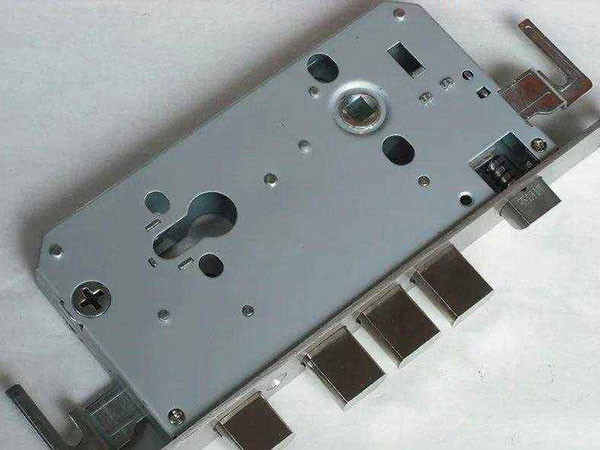 泰山24小时上门开锁公司